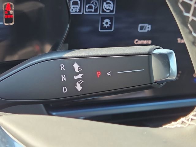 New 2026 Chevrolet Equinox EV LT image 17