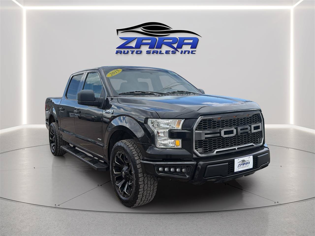 Used 2015 Ford F150 XLT RWD image 9