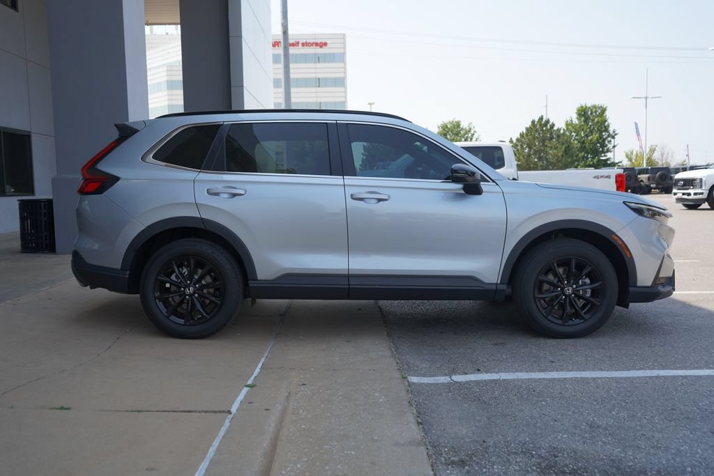 Used 2025 Honda CR-V Sport-L image 9