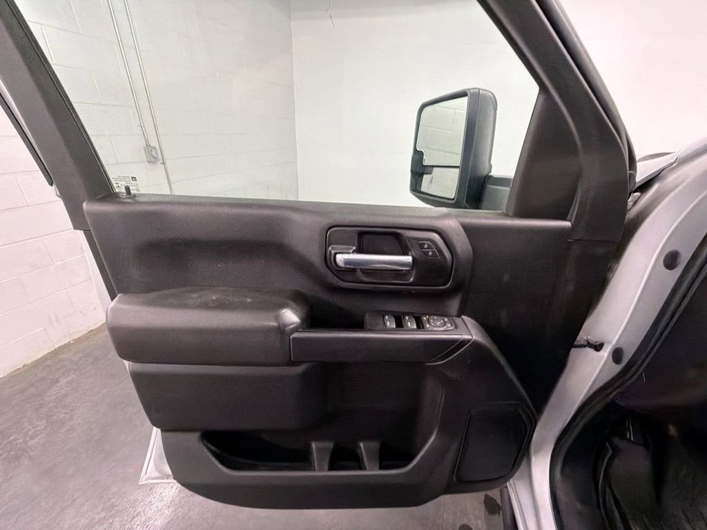 Used 2021 Chevrolet Silverado 2500 Custom w/ Custom Value Package image 20