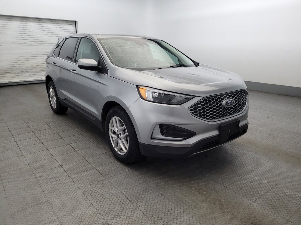 Used 2024 Ford Edge SEL image 13