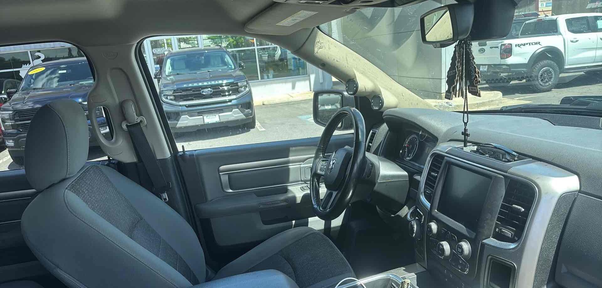 Used 2017 RAM 1500 Big Horn image 7