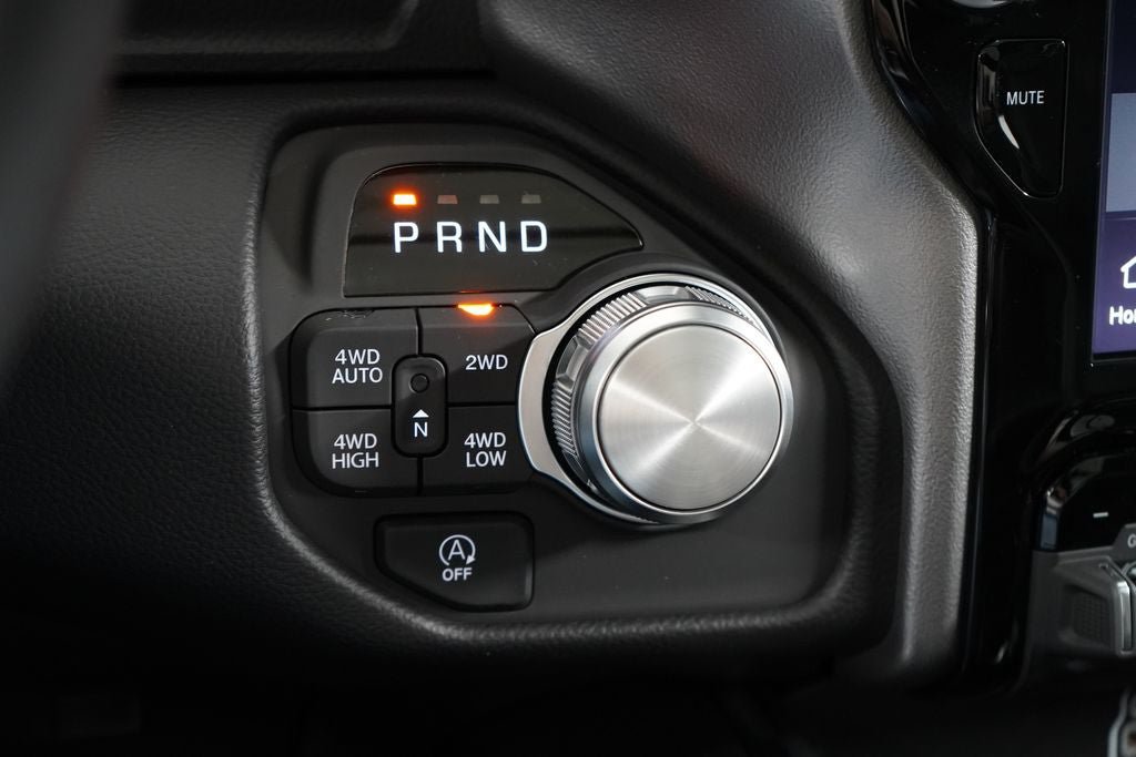 New 2027 RAM 1500 Laramie AWD/4WD image 18