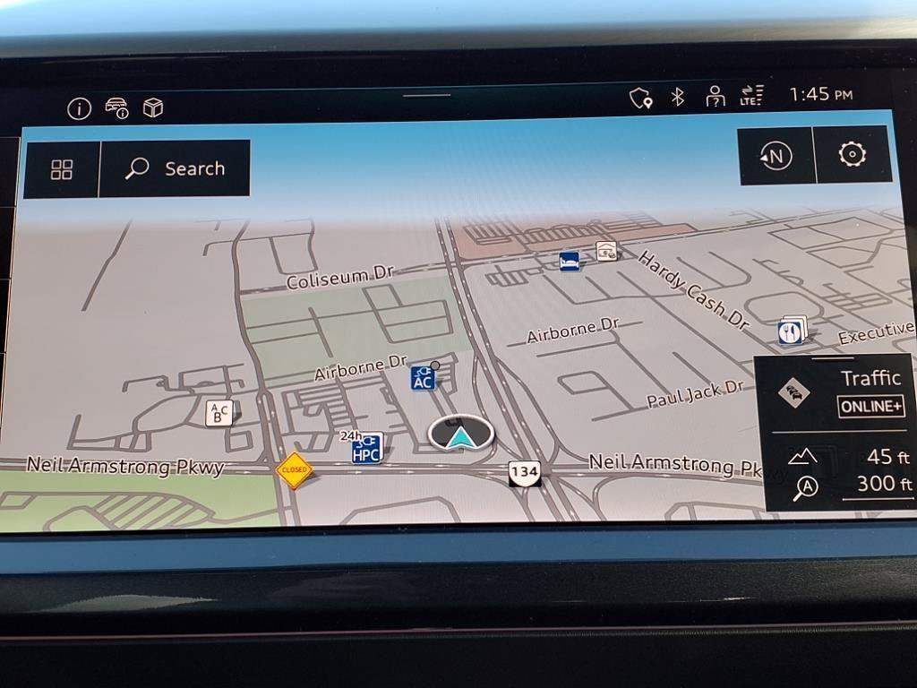 New 2025 Audi Q4 e-tron Premium Plus AWD/4WD image 18