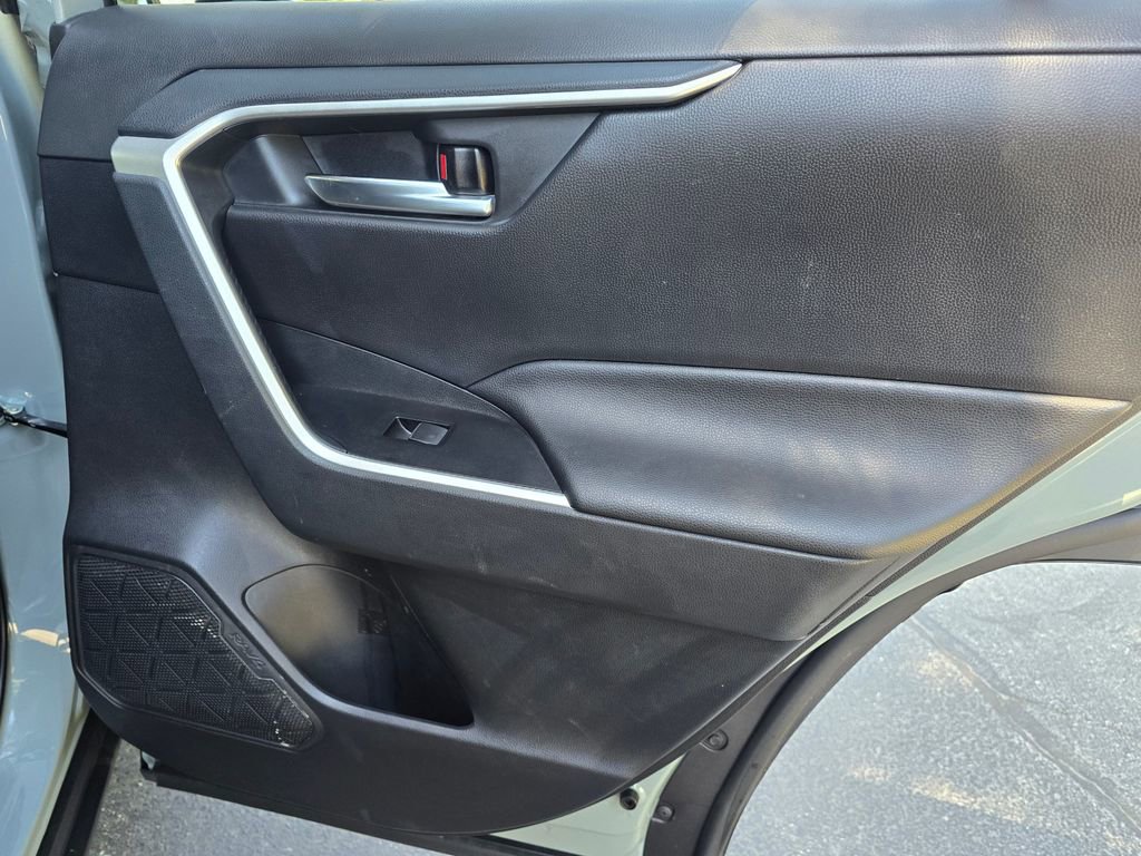 Used 2021 Toyota RAV4 XLE Premium AWD/4WD image 22