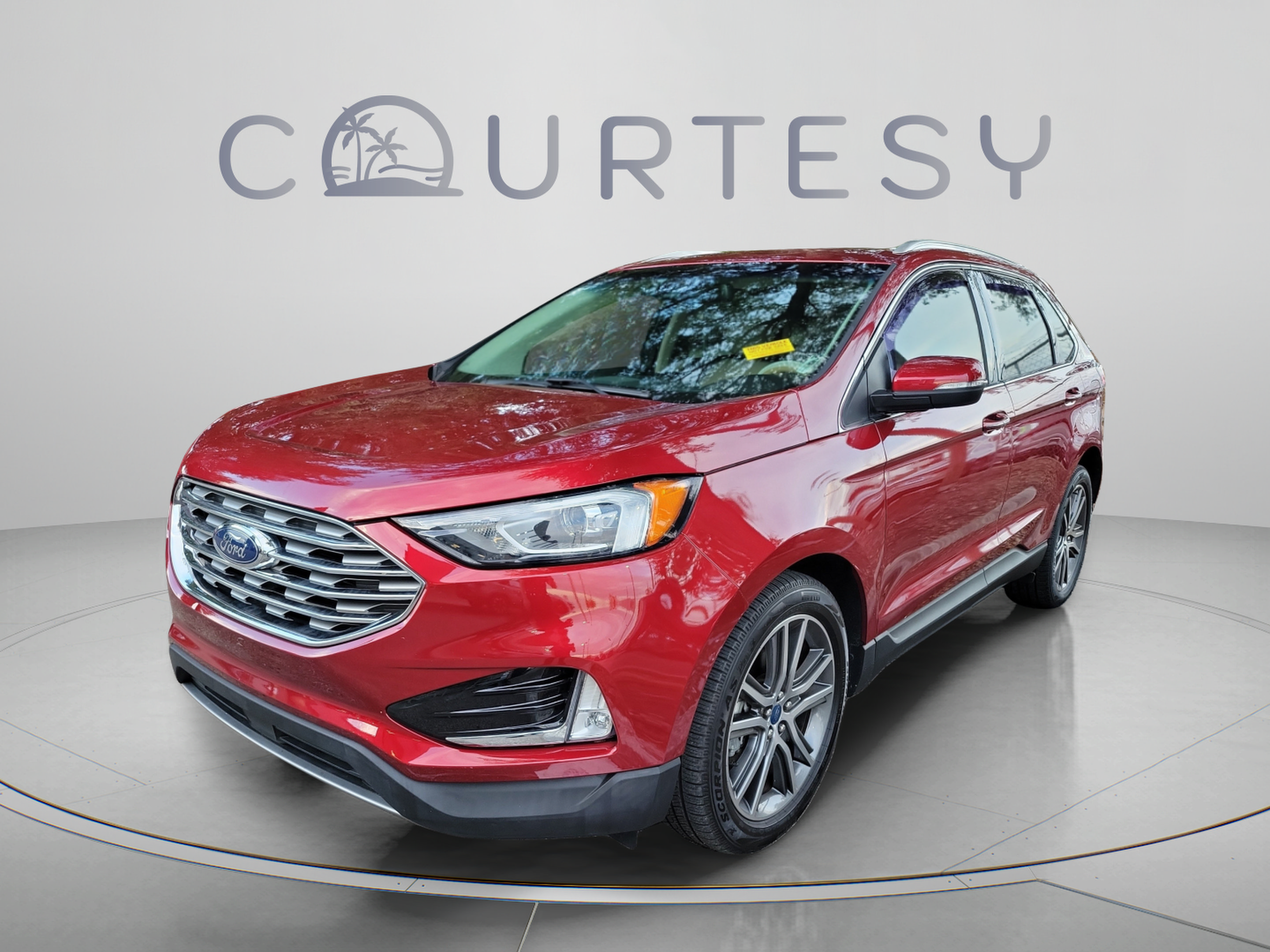 Used 2019 Ford Edge Titanium FWD image 5
