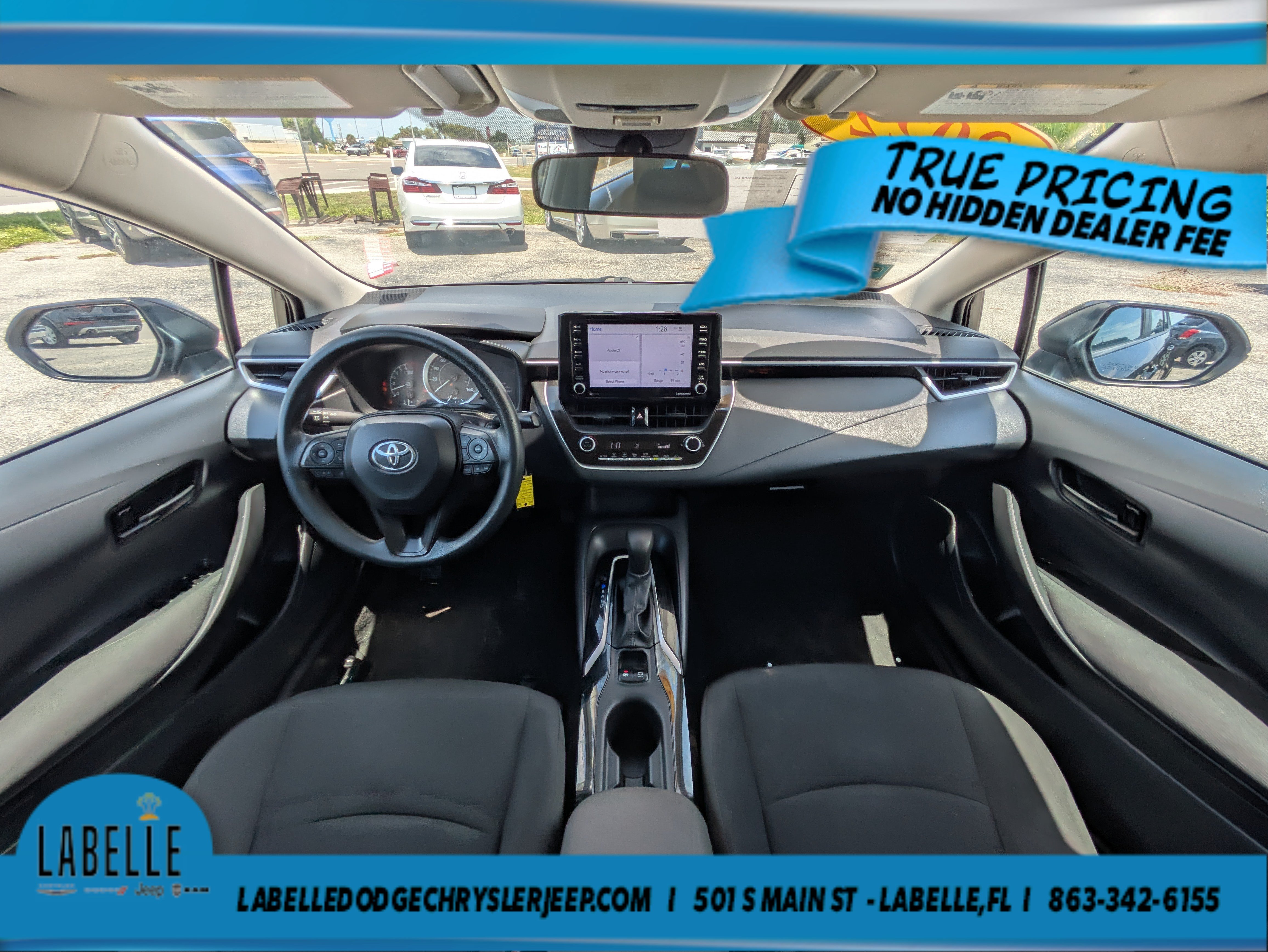 Used 2022 Toyota Corolla LE FWD image 29