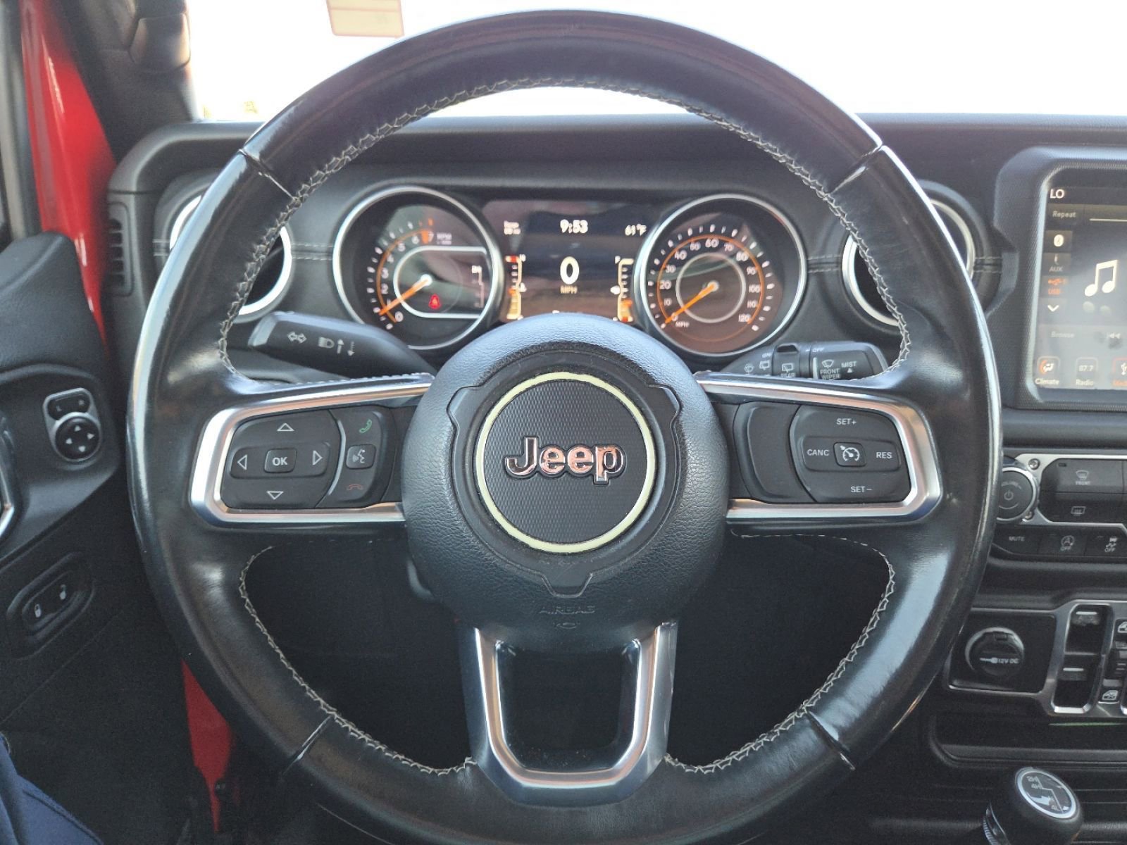 Used 2018 Jeep Wrangler Unlimited Sahara image 28