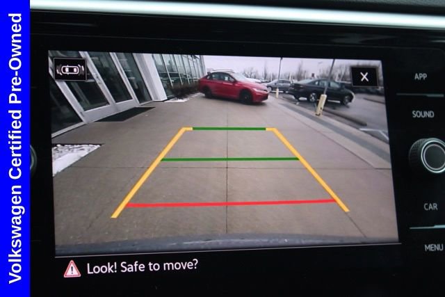 Used 2022 Volkswagen Atlas Cross Sport SE w/ Panoramic Sunroof Package image 40