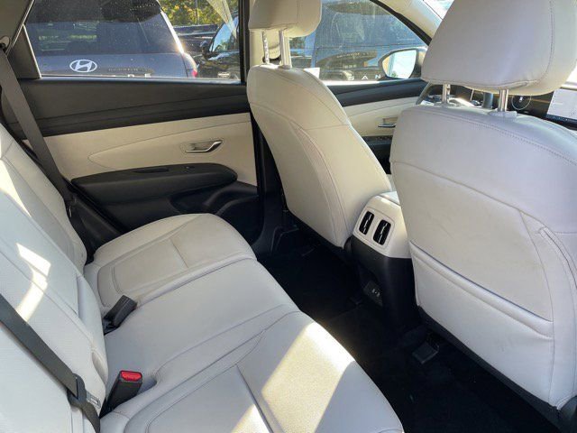 New 2025 Hyundai Tucson SEL image 11