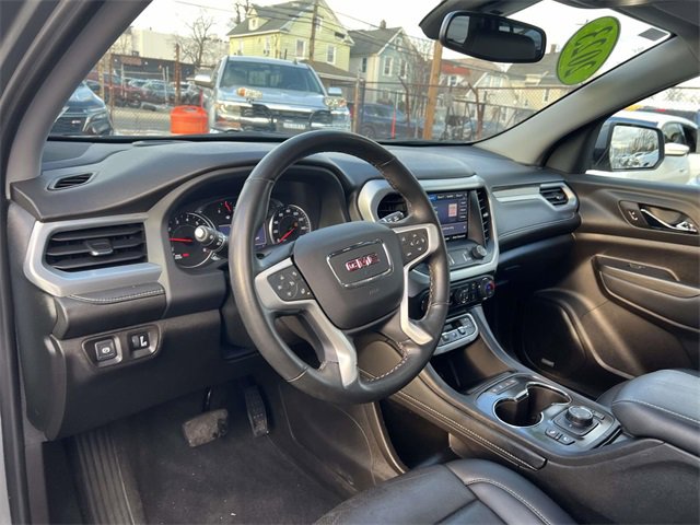 Used 2023 GMC Acadia SLT w/ Preferred Package image 21