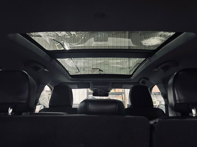 Used 2021 Lincoln Corsair Reserve w/ Equipment Group 201A image 23