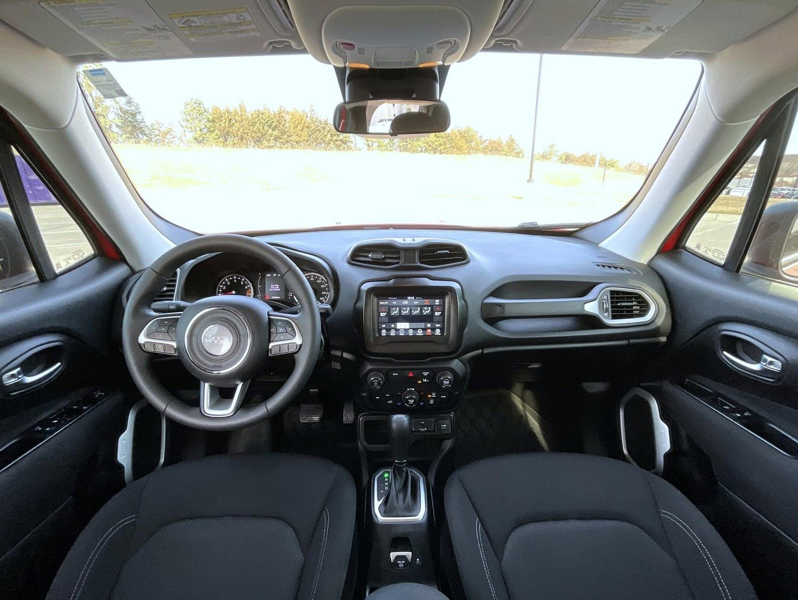 Used 2021 Jeep Renegade Sport FWD image 15