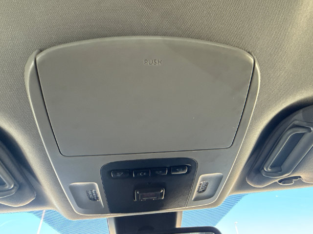 Used 2019 Toyota Camry XSE FWD image 21
