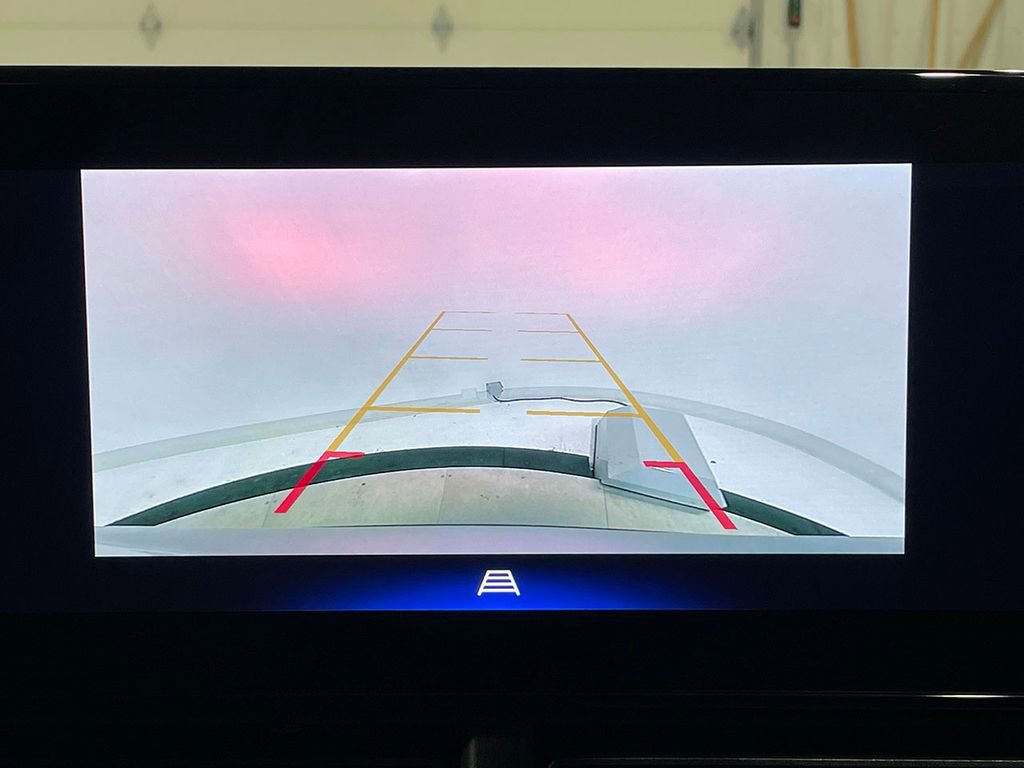 Used 2025 Chevrolet Trax ACTIV image 4