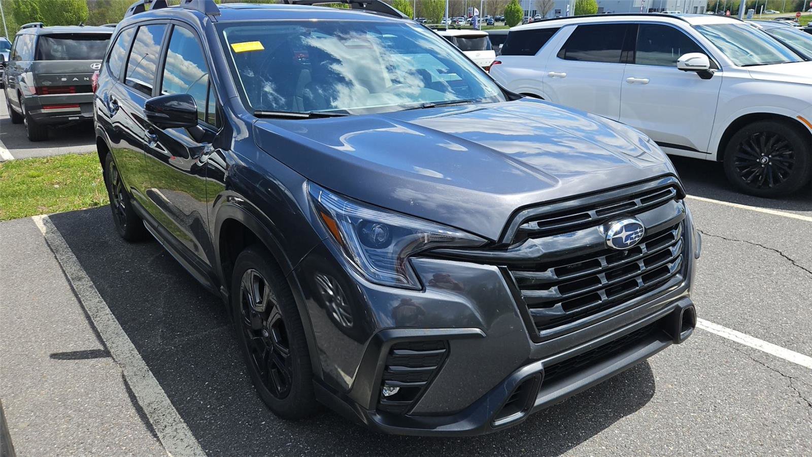Used 2023 Subaru Ascent Onyx Edition Limited AWD/4WD image 1