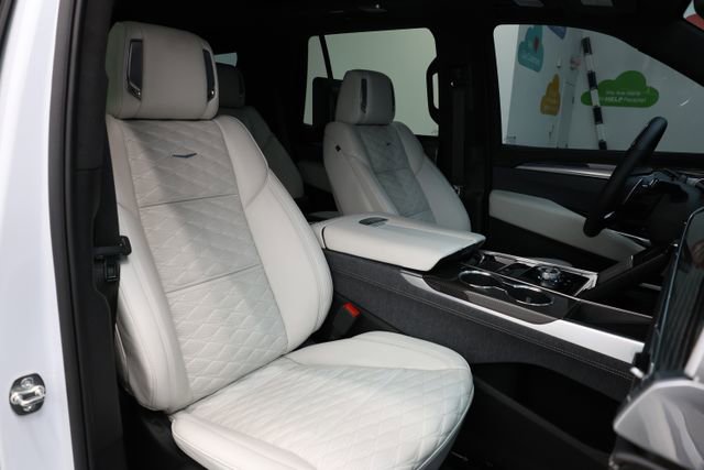 Used 2026 Cadillac Escalade V image 91