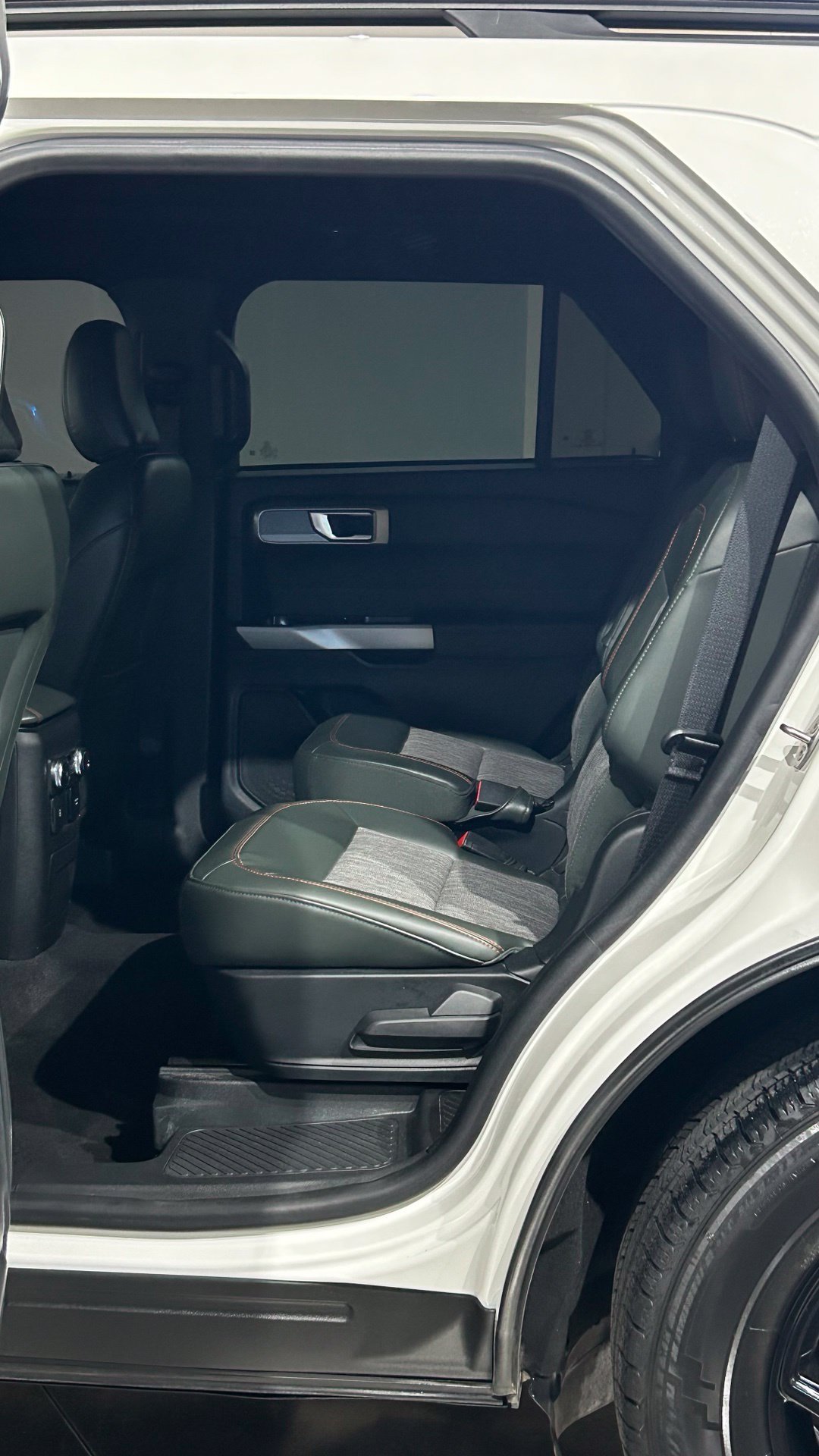 Used 2024 Ford Explorer Timberline w/ Timberline Technology Package AWD/4WD image 51