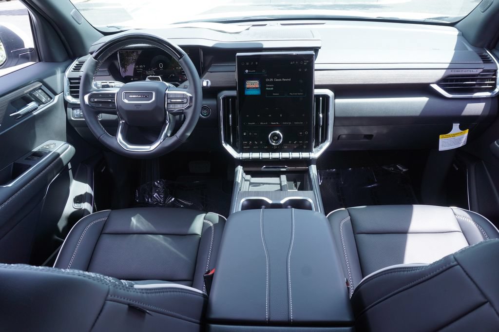 New 2026 GMC Acadia Denali w/ Super Cruise Package FWD image 12