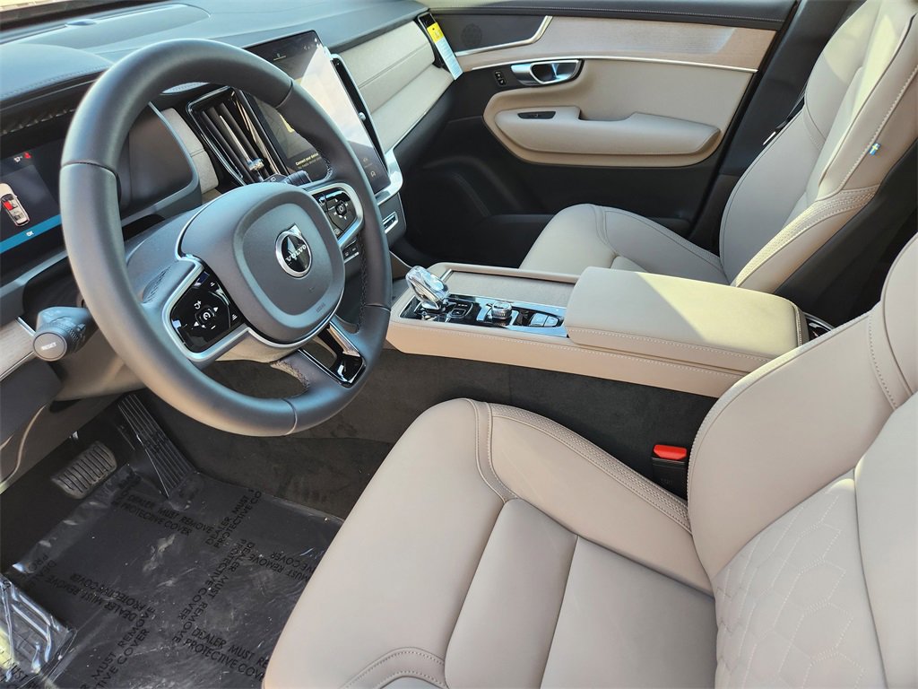 New 2026 Volvo XC90 B5 Core image 6