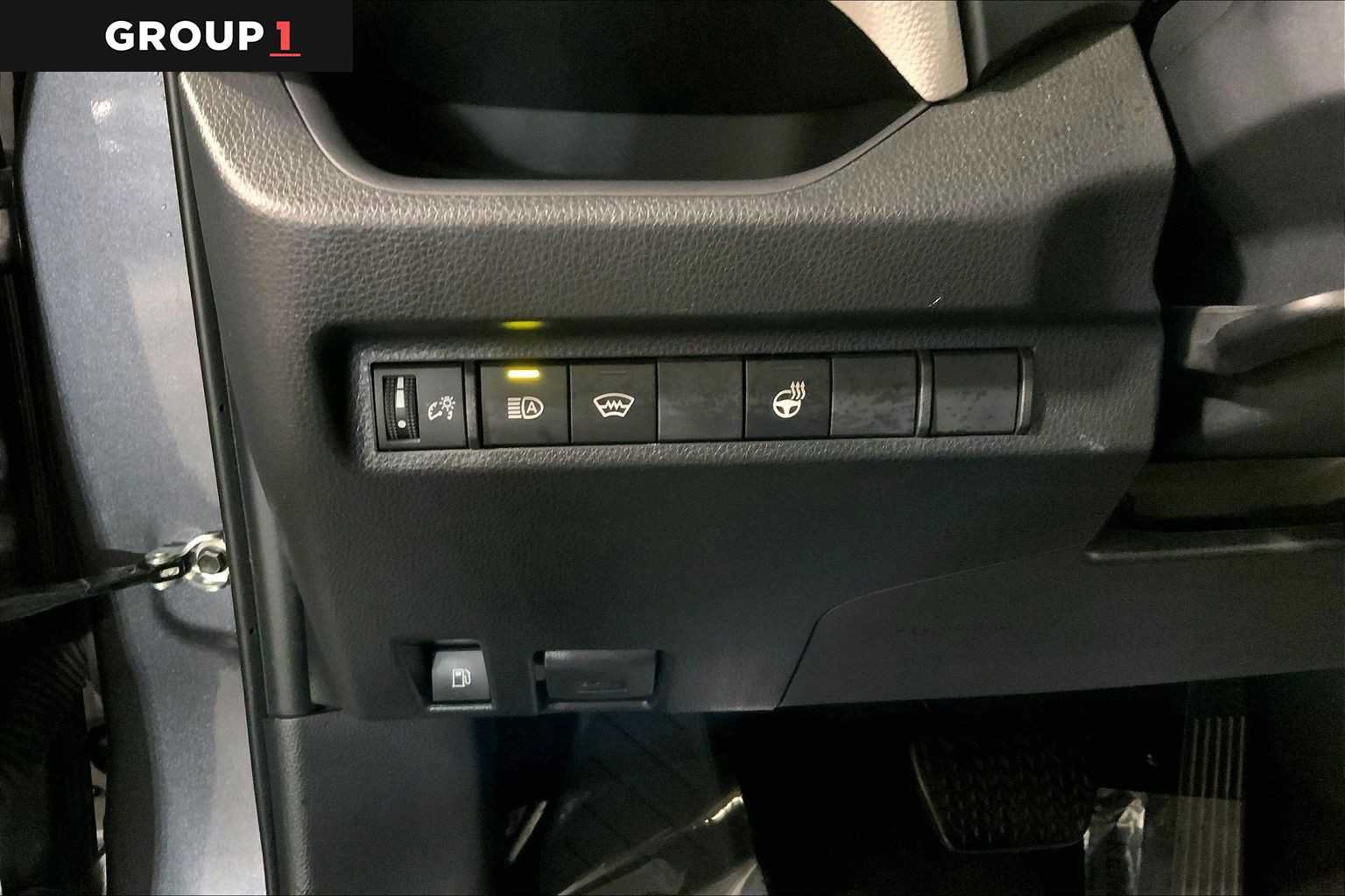 Certified 2025 Toyota RAV4 XLE w/ Weather Package AWD/4WD image 35