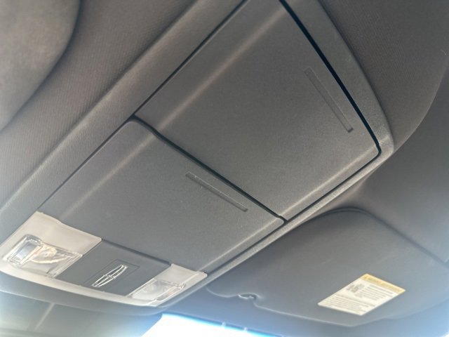 Used 2011 Lincoln MKS image 34