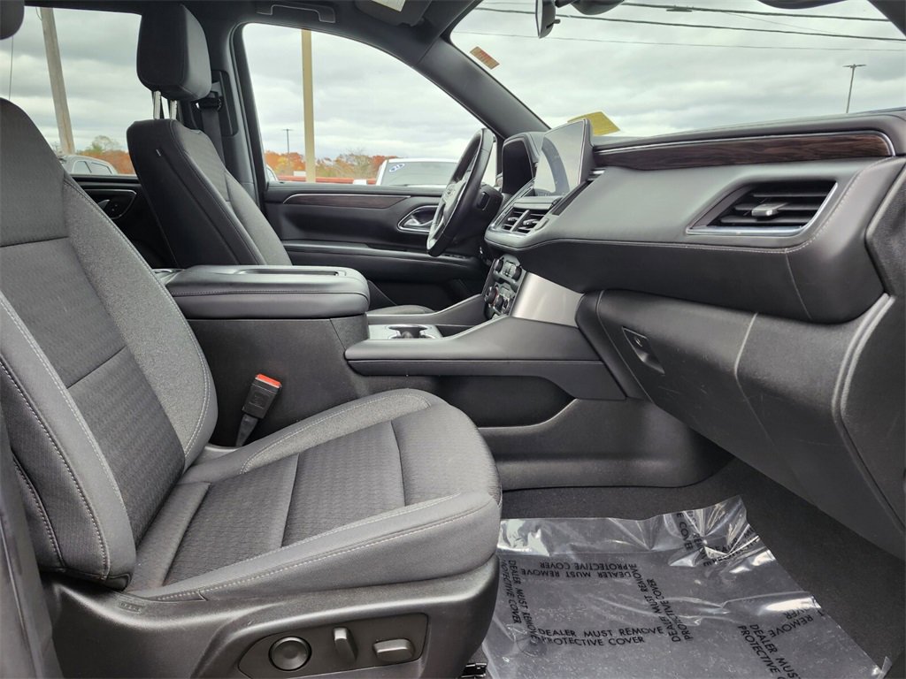 Used 2021 Chevrolet Suburban LS image 9