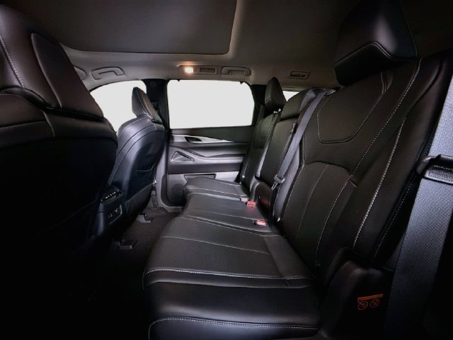 Used 2023 INFINITI QX60 Luxe w/ Performance Audio Package AWD/4WD image 24