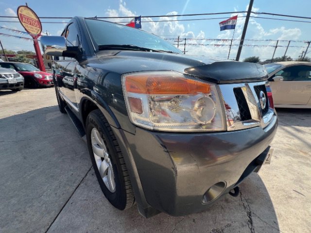 Used 2011 Nissan Armada SL image 3