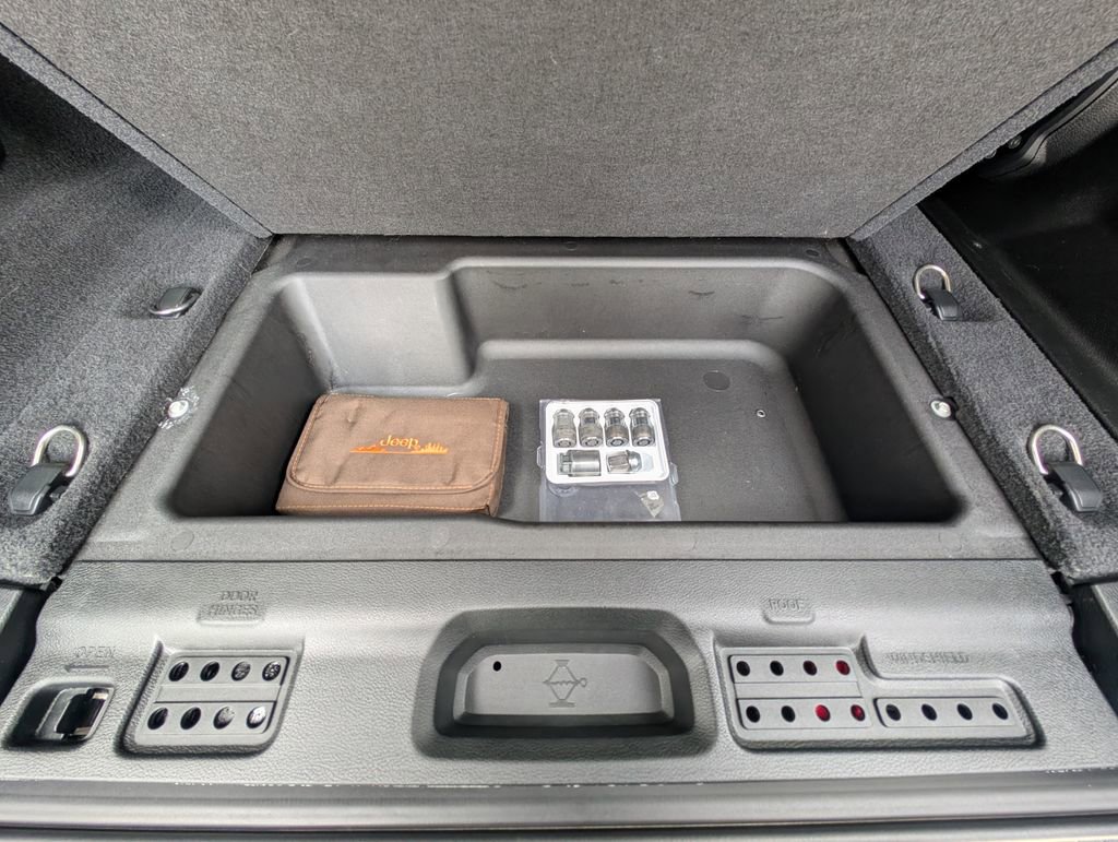 Used 2018 Jeep Wrangler Unlimited Rubicon image 43