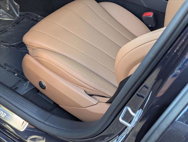 New 2026 Mercedes-Benz E 350 4MATIC Sedan image 6