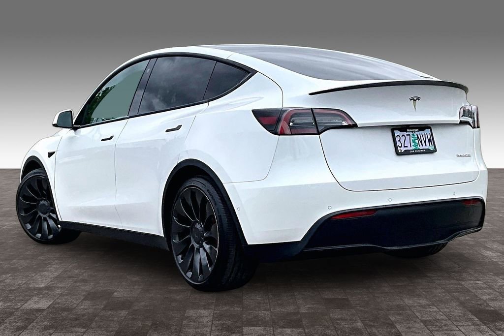 Used 2022 Tesla Model Y Performance AWD/4WD image 13