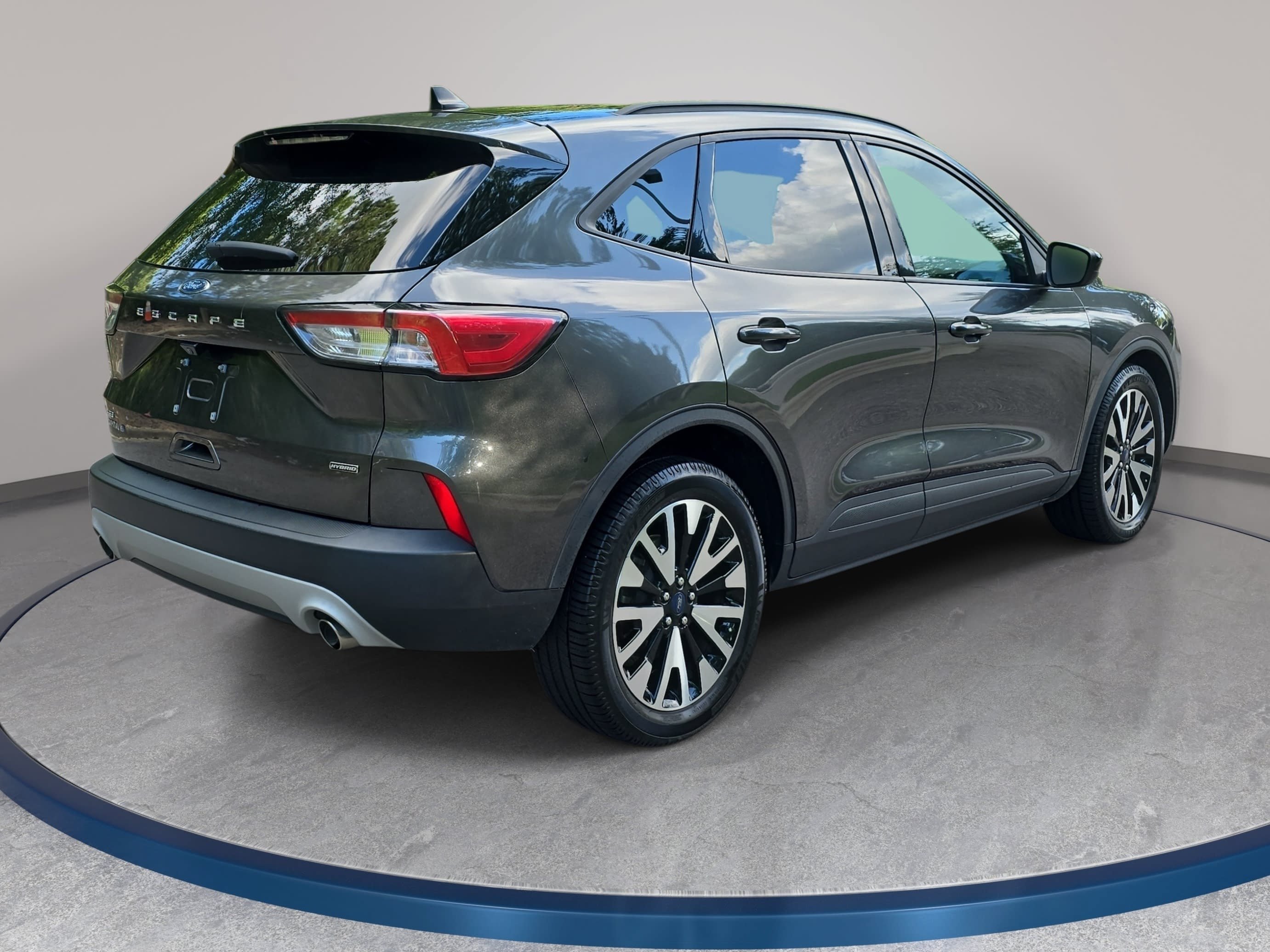 Used 2020 Ford Escape SE Sport FWD image 5