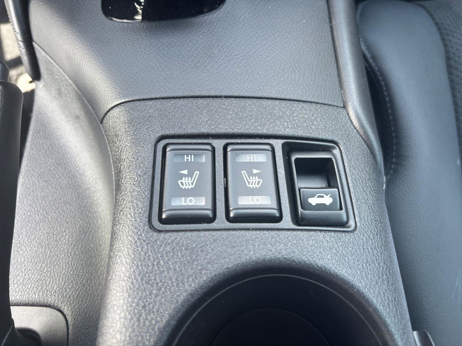 Used 2024 Nissan Z Performance w/ Floor Mat Package RWD image 32