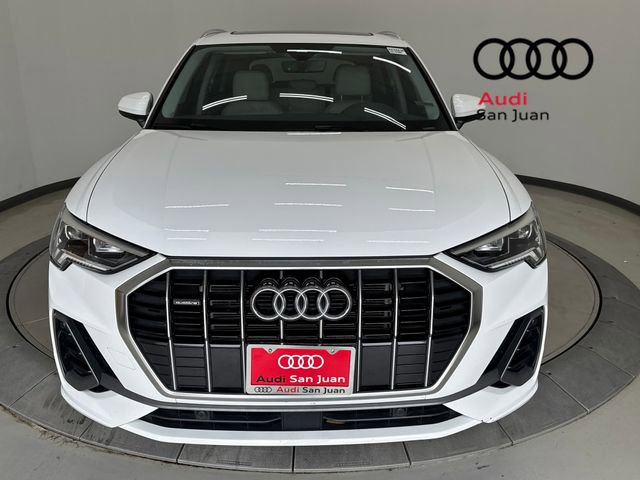 Used 2024 Audi Q3 2.0T Premium w/ Convenience Package AWD/4WD image 2