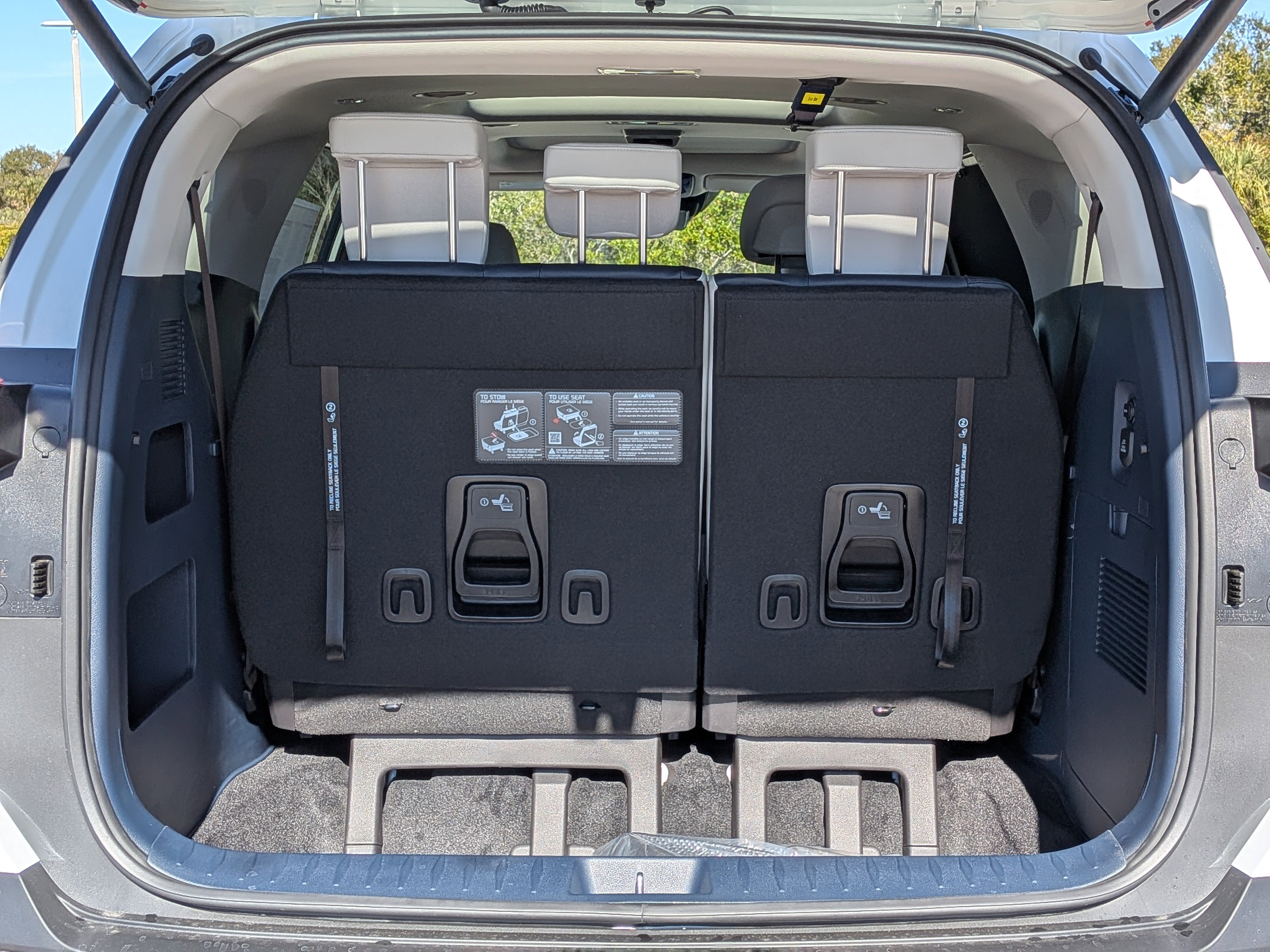 New 2026 Kia Carnival SX Prestige FWD image 13