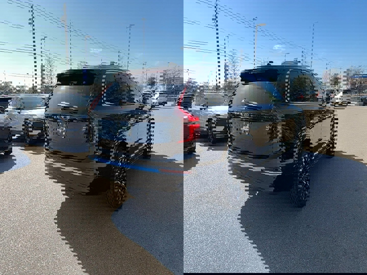 New 2026 Volvo XC90 B5 Core image 5