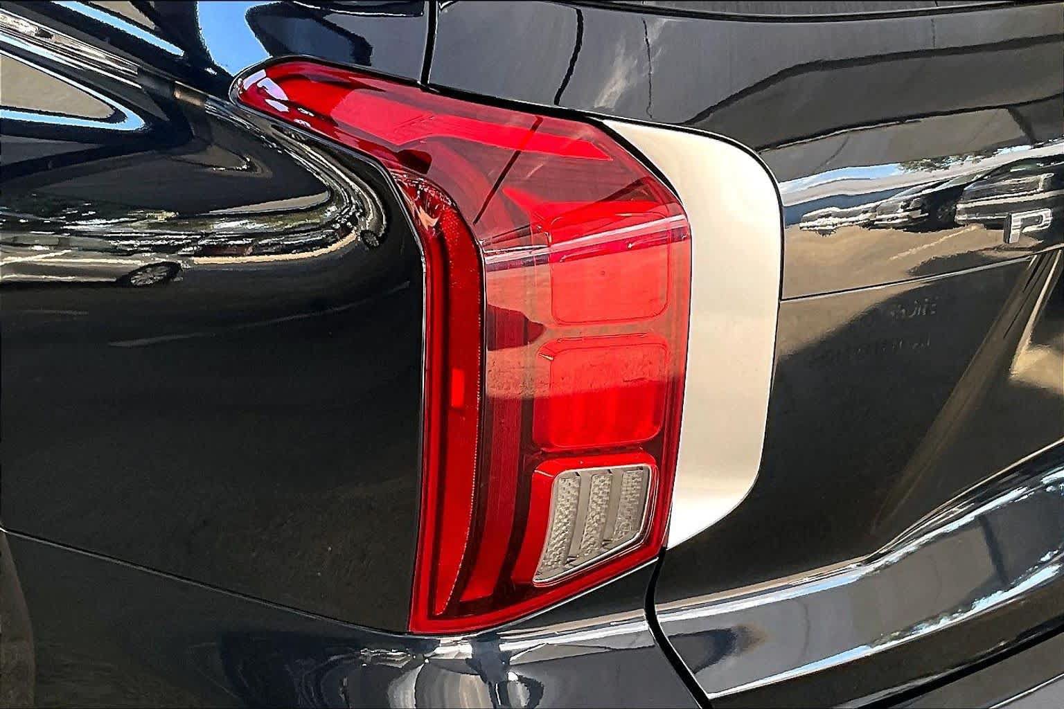 Used 2024 Hyundai Palisade SEL FWD image 28