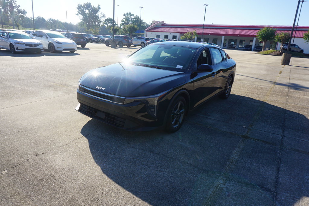 Used 2025 Kia K4 FWD image 21