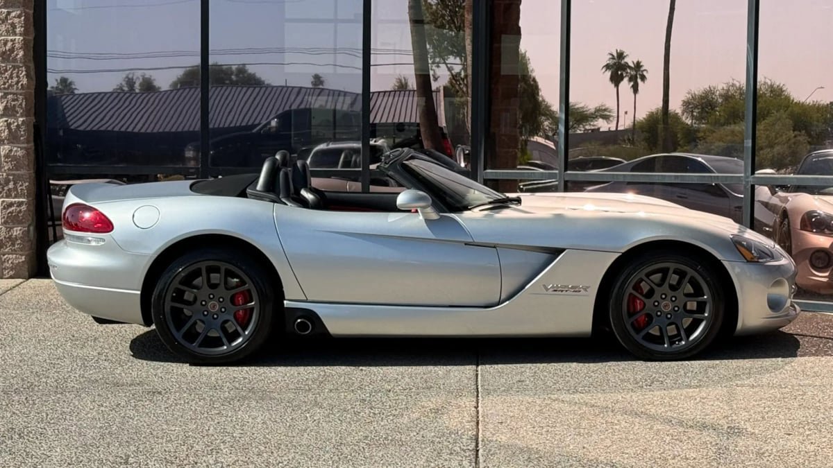 Used 2005 Dodge Viper SRT-10 w/ Mamba Edition Group RWD image 14