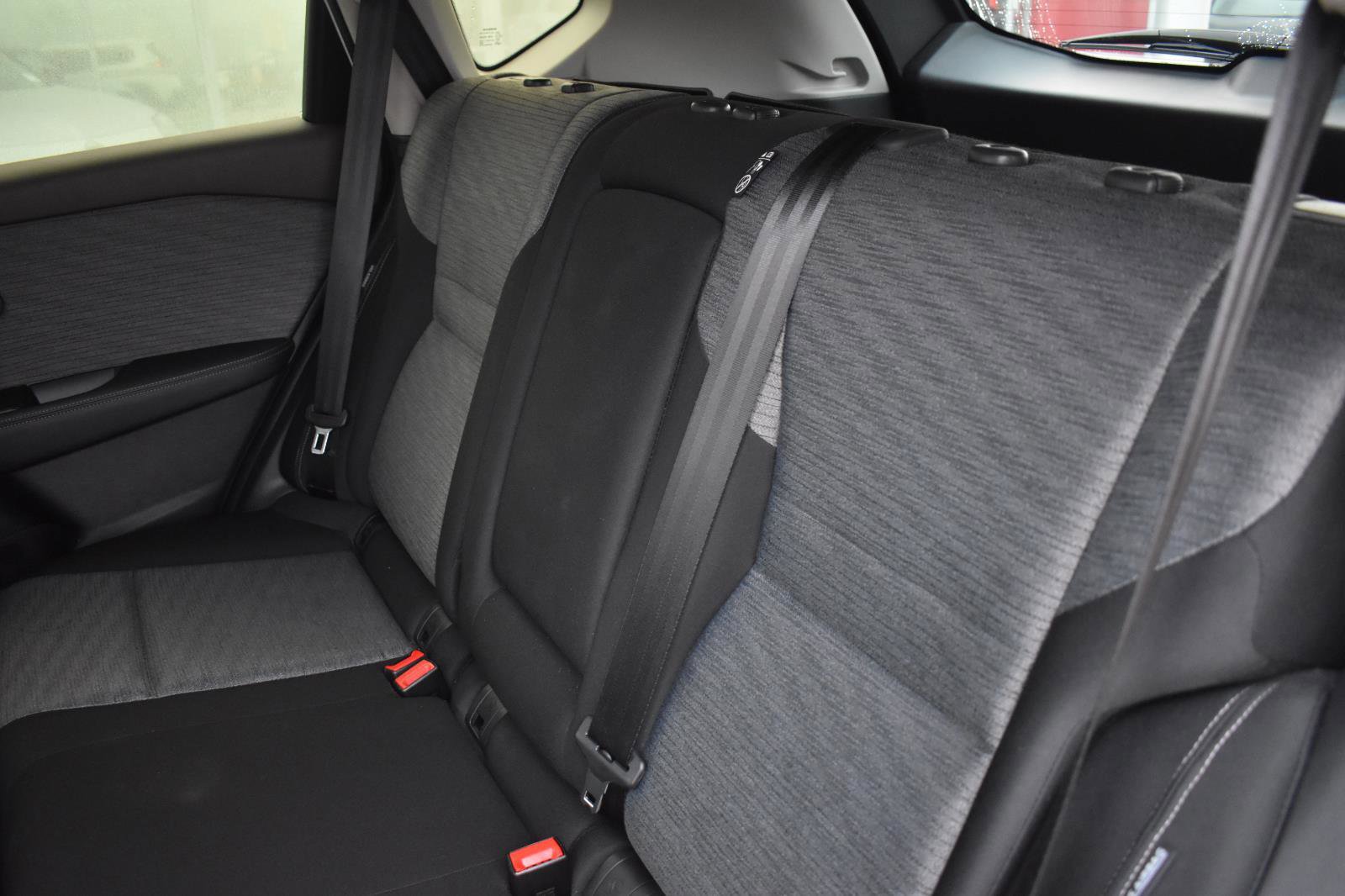 Used 2023 Nissan Rogue SV image 32