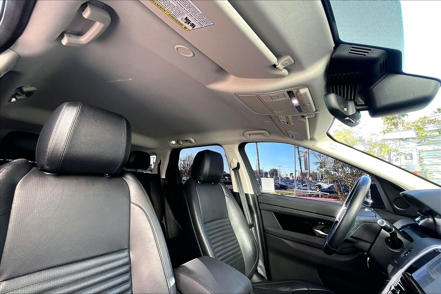 Used 2022 Land Rover Discovery Sport S image 22