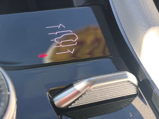 Used 2022 Jeep Grand Cherokee Overland w/ Advanced Protech Group III image 33