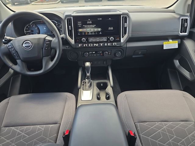 Certified 2025 Nissan Frontier SV w/ SV Convenience Package image 11