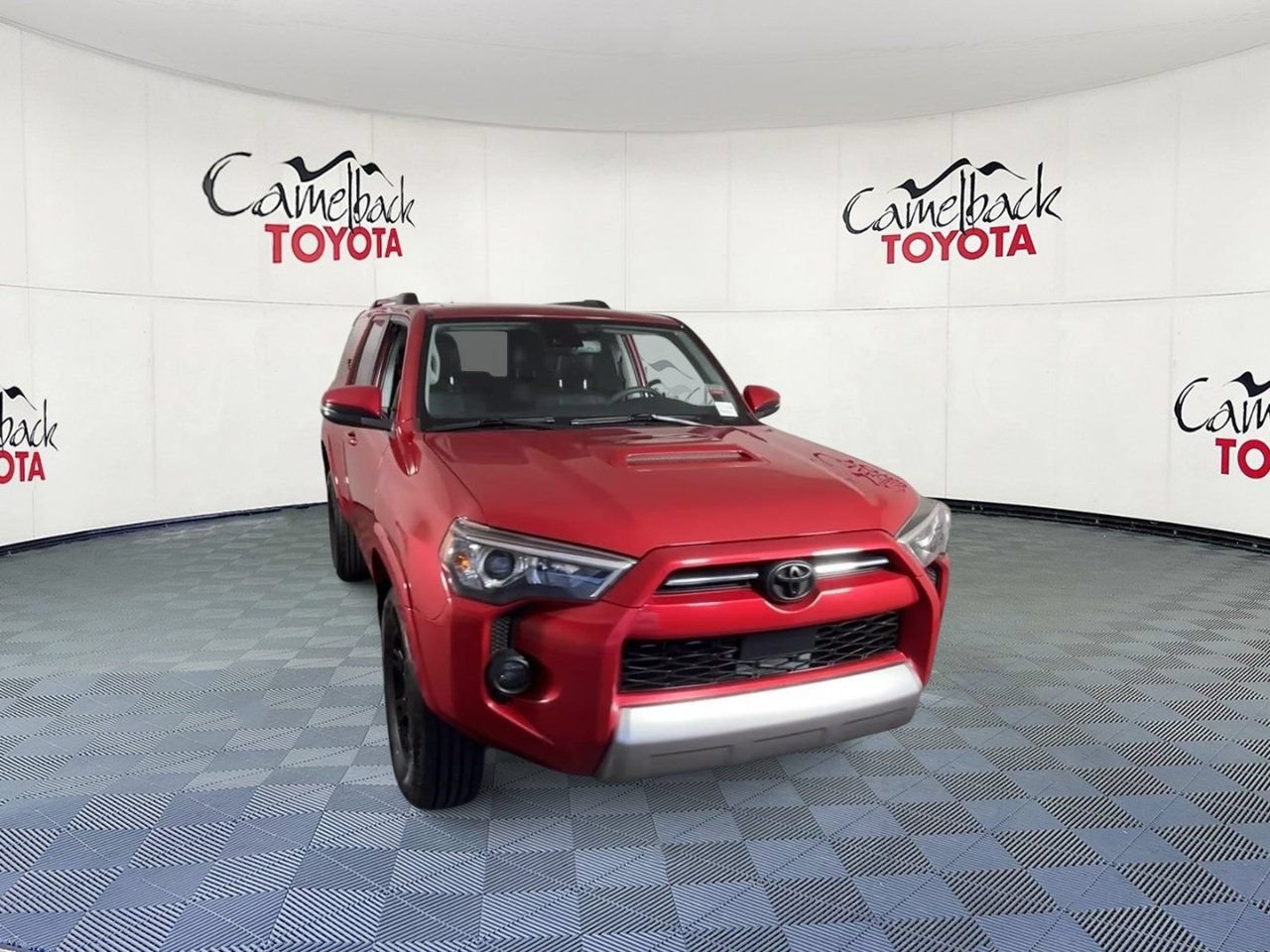 Used 2021 Toyota 4Runner TRD Off-Road Premium w/ Moonroof Package AWD/4WD image 4