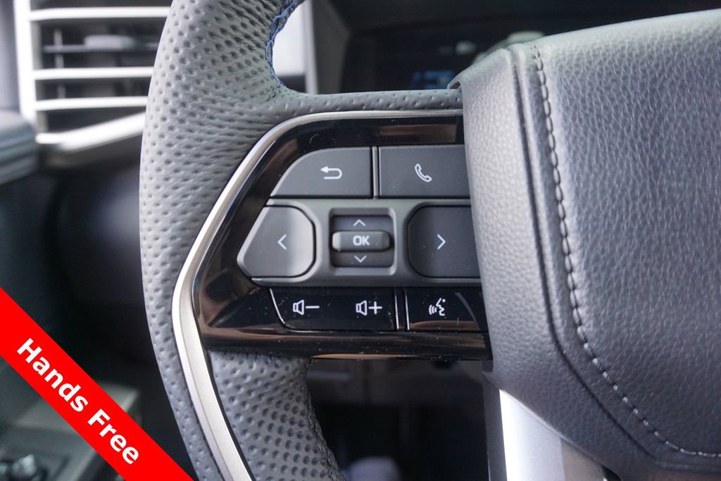 New 2026 Toyota Tundra Platinum AWD/4WD image 4