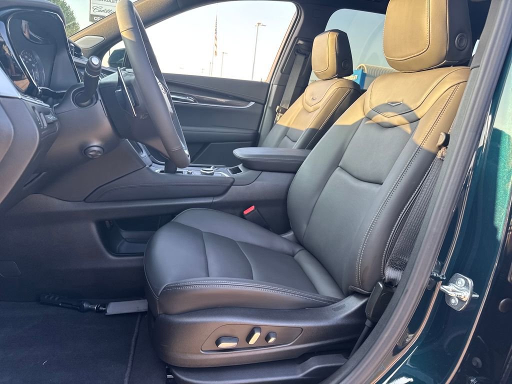 New 2025 Cadillac XT6 Sport w/ LPO, Onyx Lite Package image 18