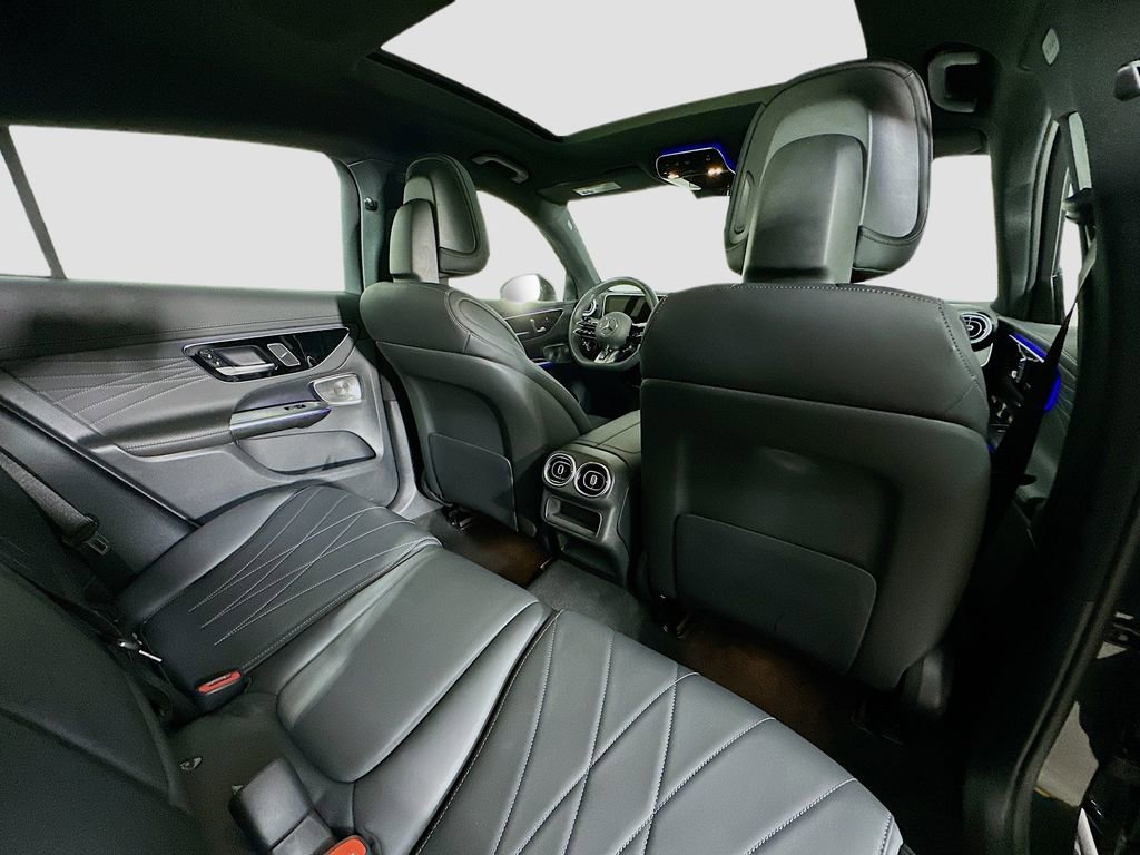 Used 2025 Mercedes-Benz GLC 63 AMG S image 30