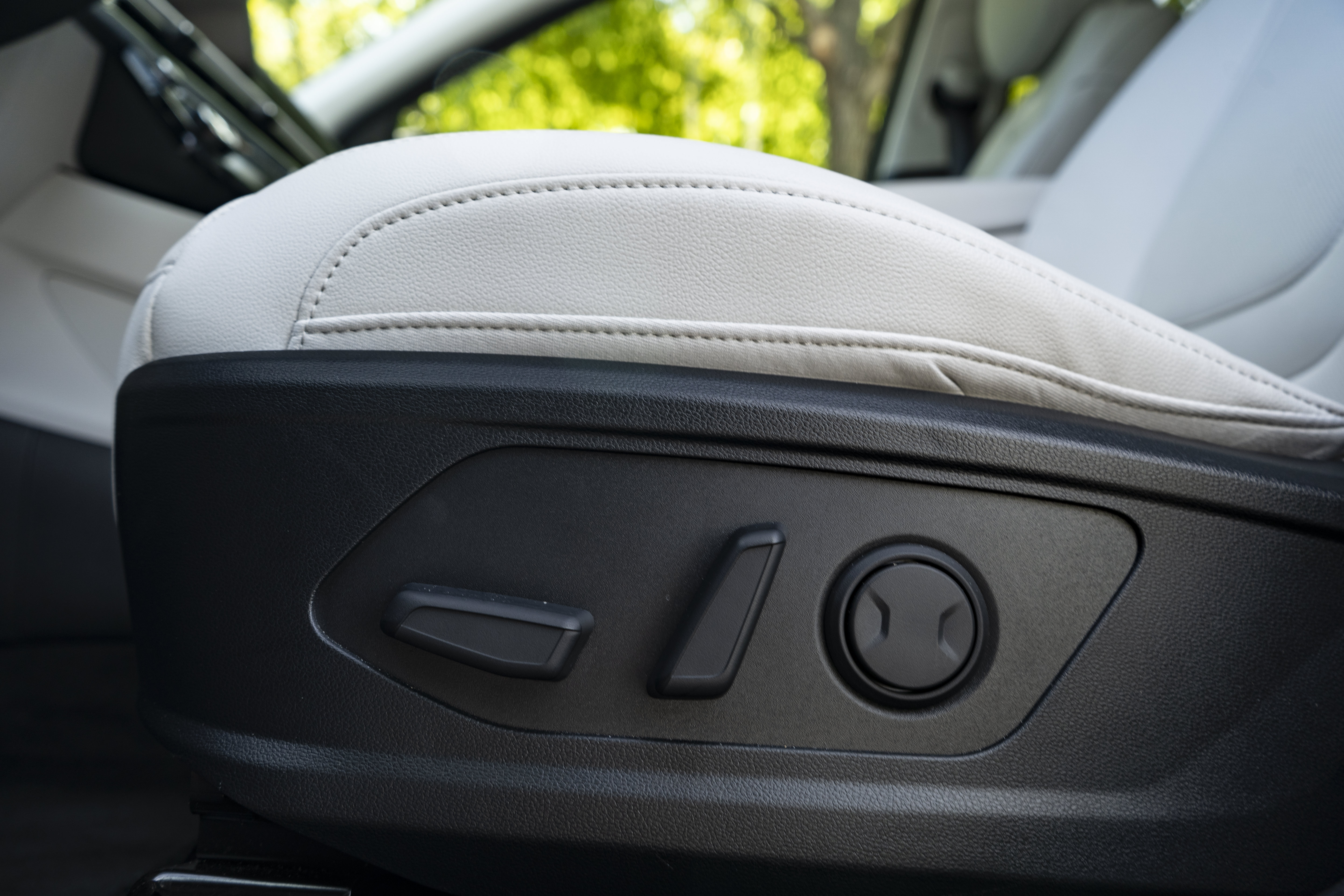 Used 2025 Hyundai Tucson SEL FWD image 38