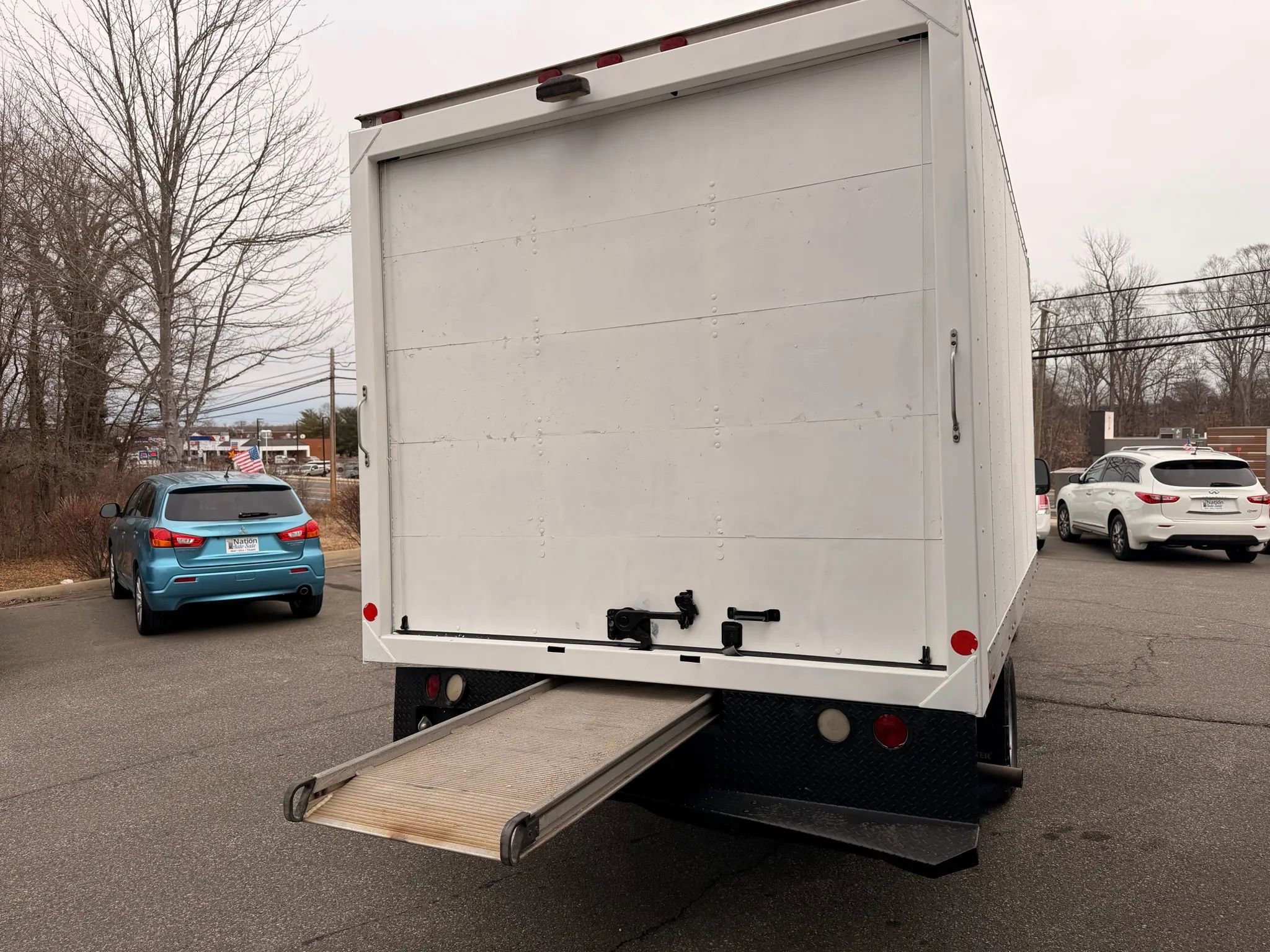 Used 2003 Ford E-350 and Econoline 350 Super Duty image 15